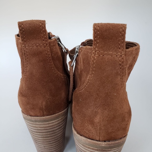 Dolce Vita Suede Heeled Boot - USA size 6.5 - Picture 8 of 9